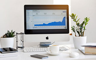 曼城关注斯图加特18岁天才卡托维奇，球员目前无意转会